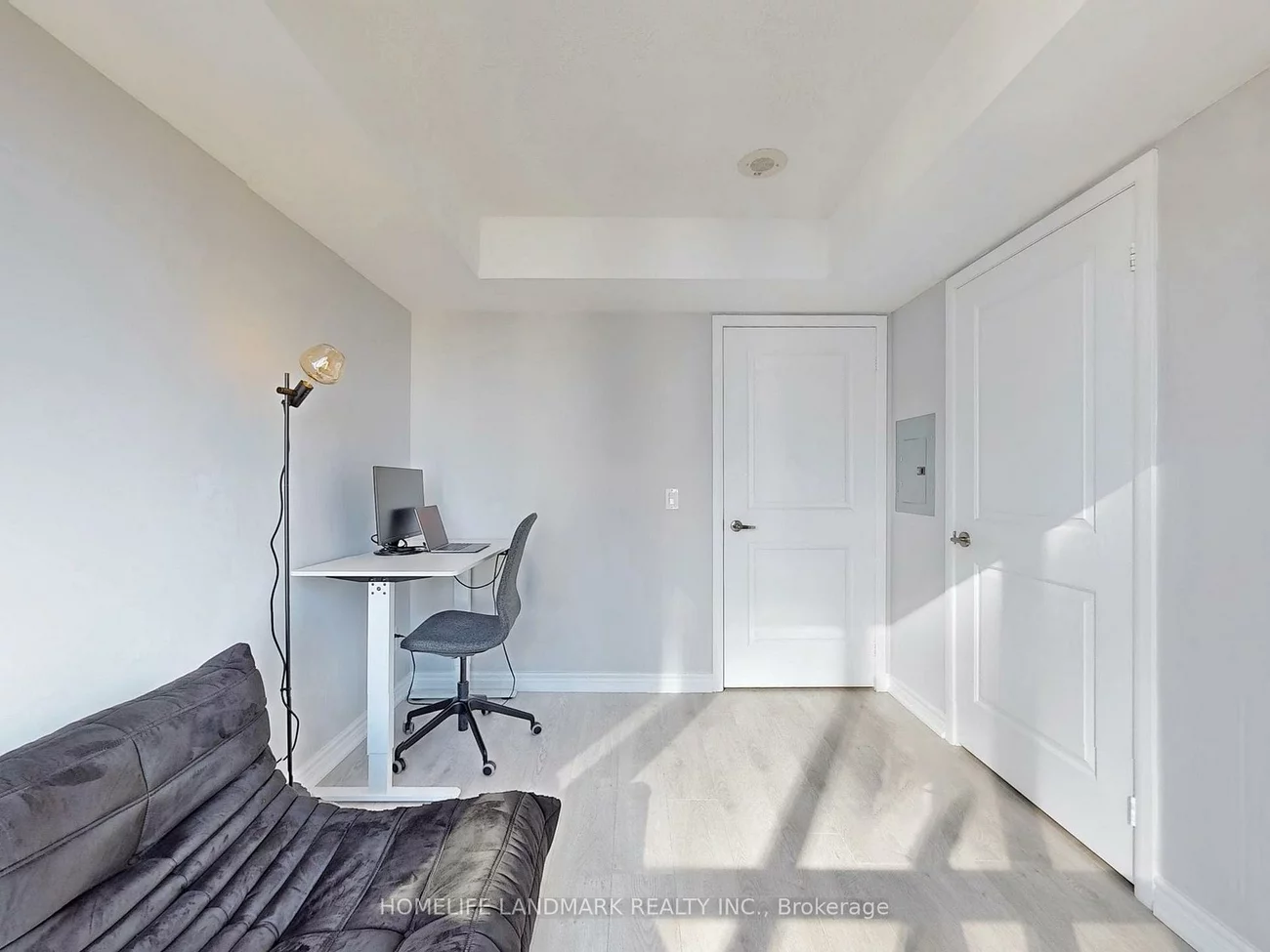 4968, Yonge, Lansing-Westgate, Toronto