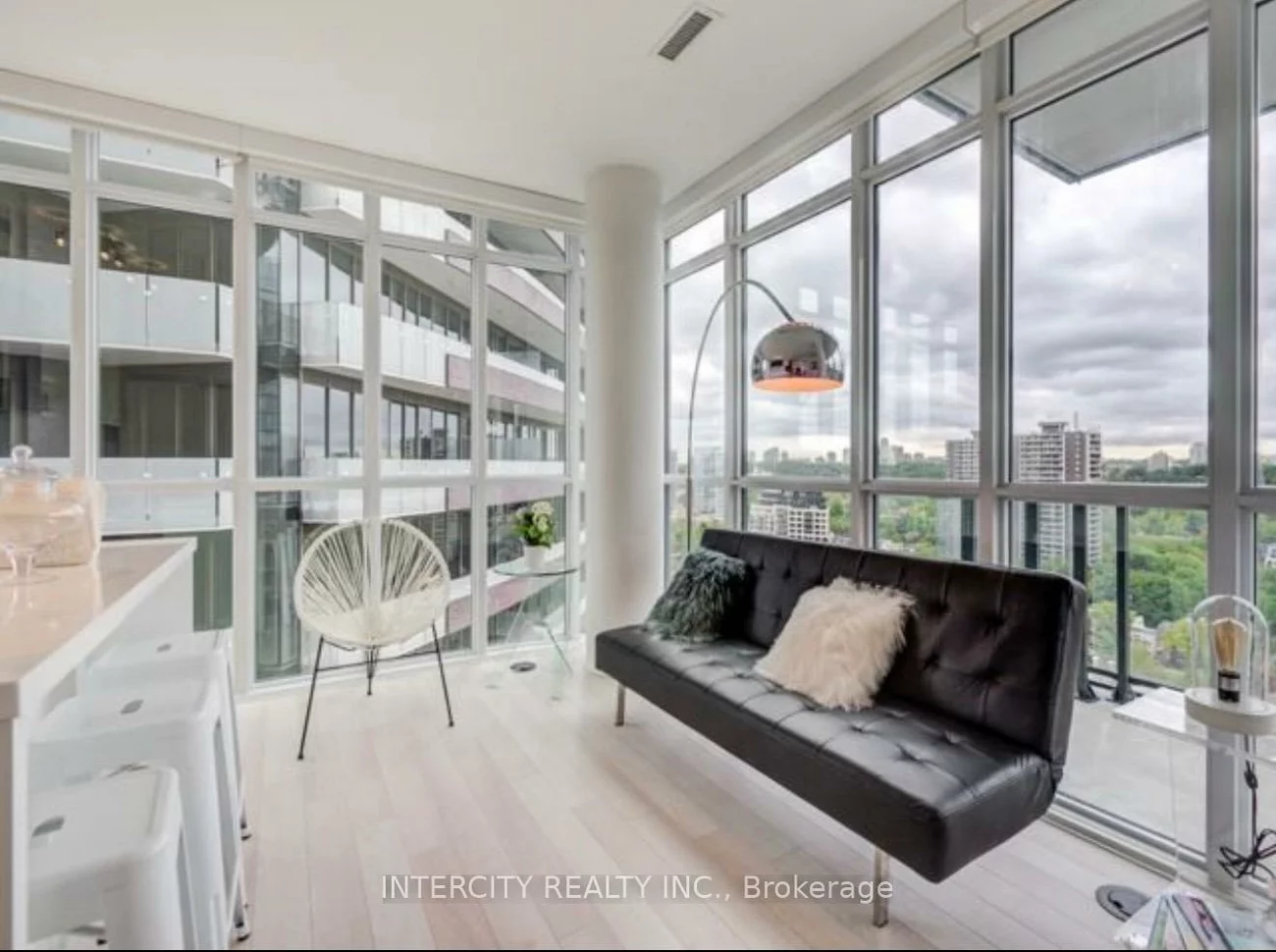 32, Davenport, Annex, Toronto