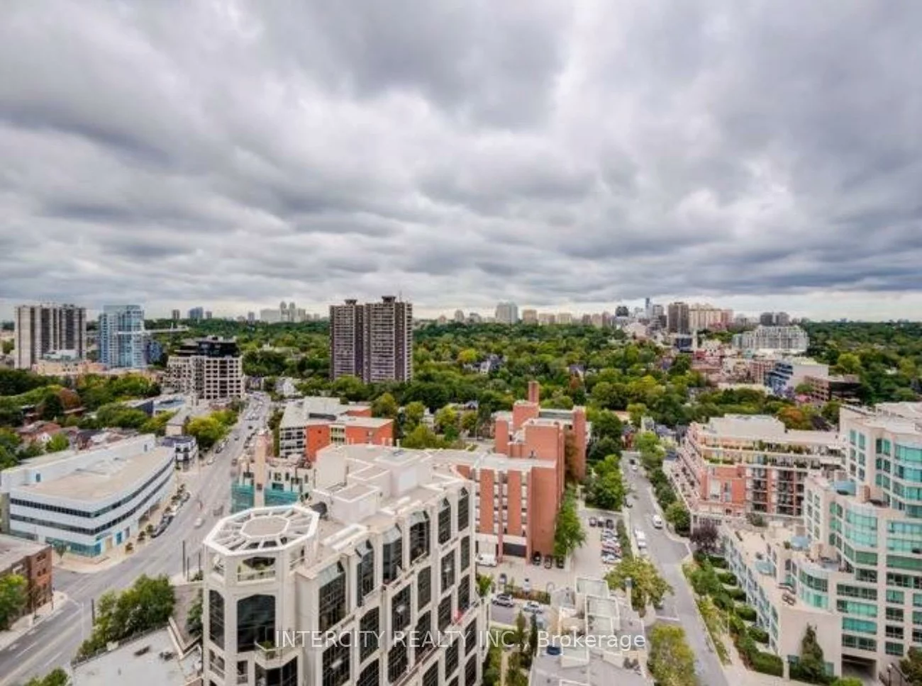 32, Davenport, Annex, Toronto