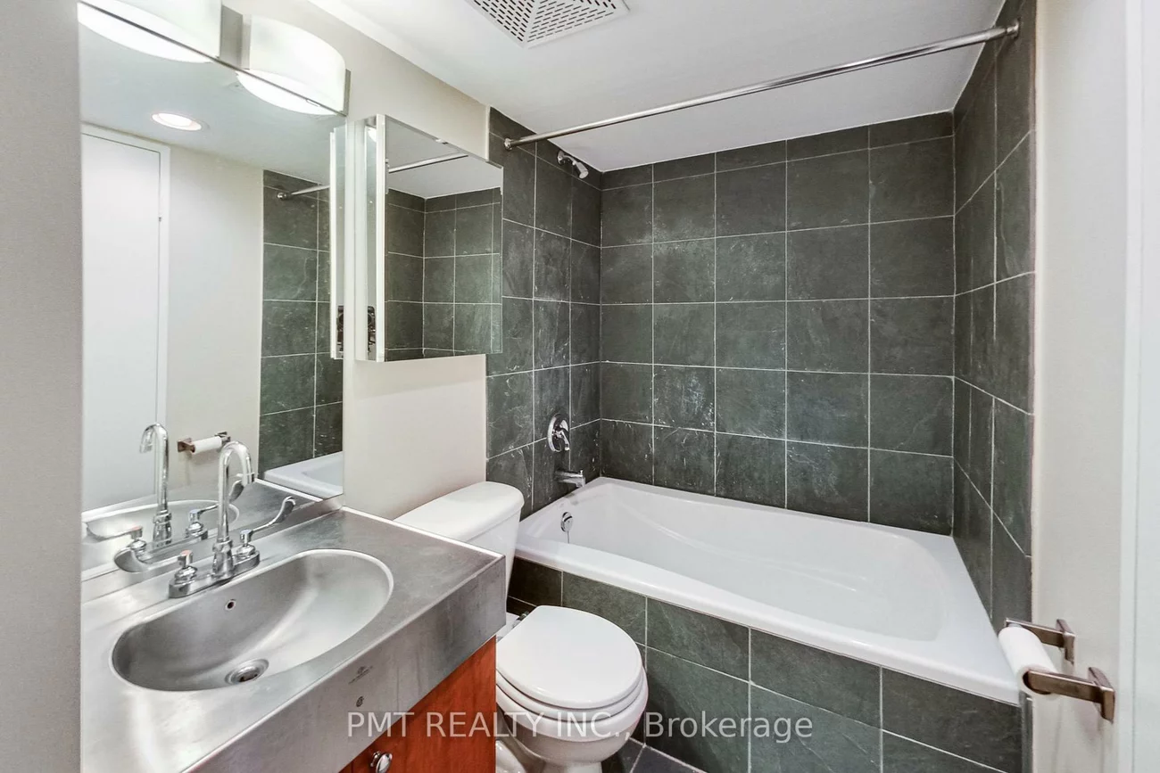 388, Richmond, Niagara, Toronto