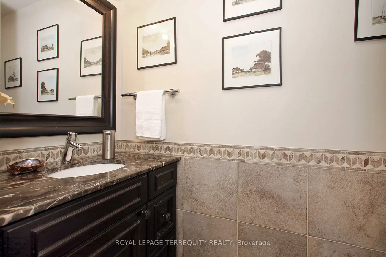 20, Cotton Downway, Pleasant View, Toronto