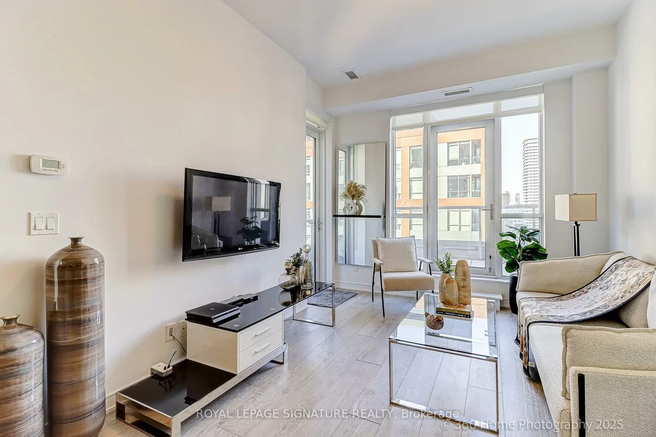 88, Scott, Church-Yonge Corridor, Toronto