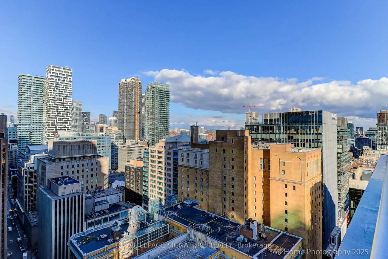 88, Scott, Church-Yonge Corridor, Toronto