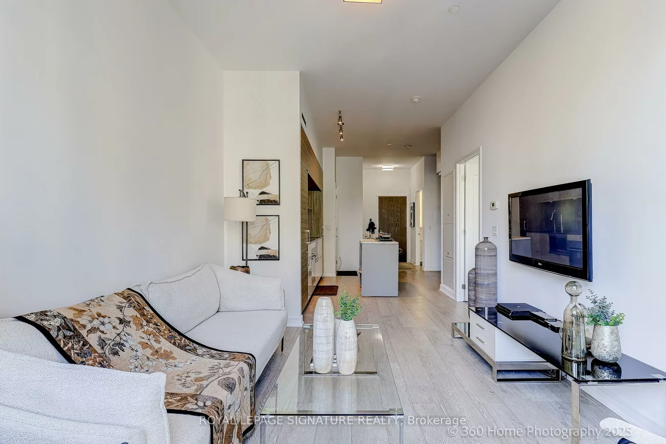 88, Scott, Church-Yonge Corridor, Toronto