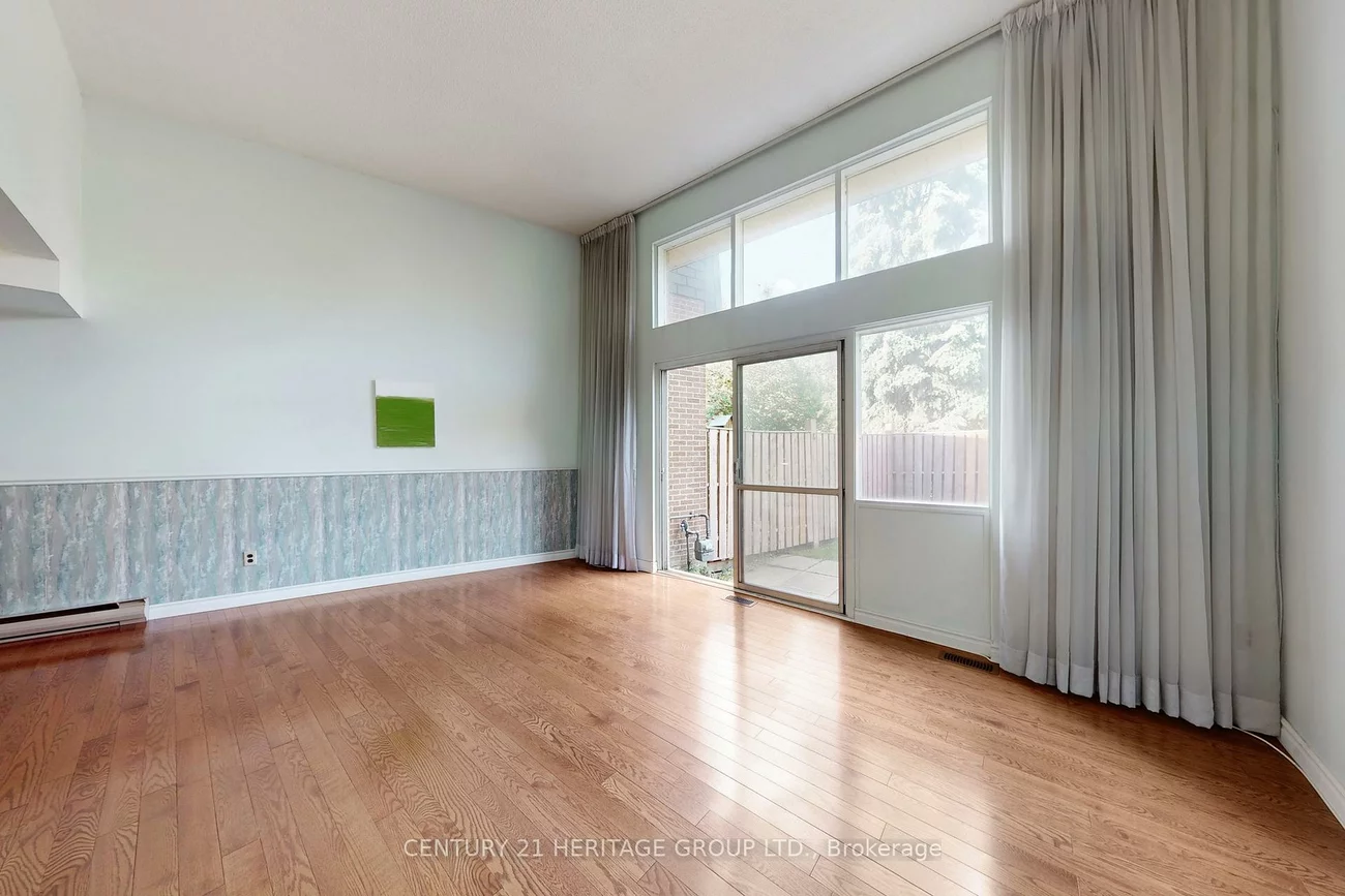 32, Jenny Wrenway, Hillcrest Village, Toronto