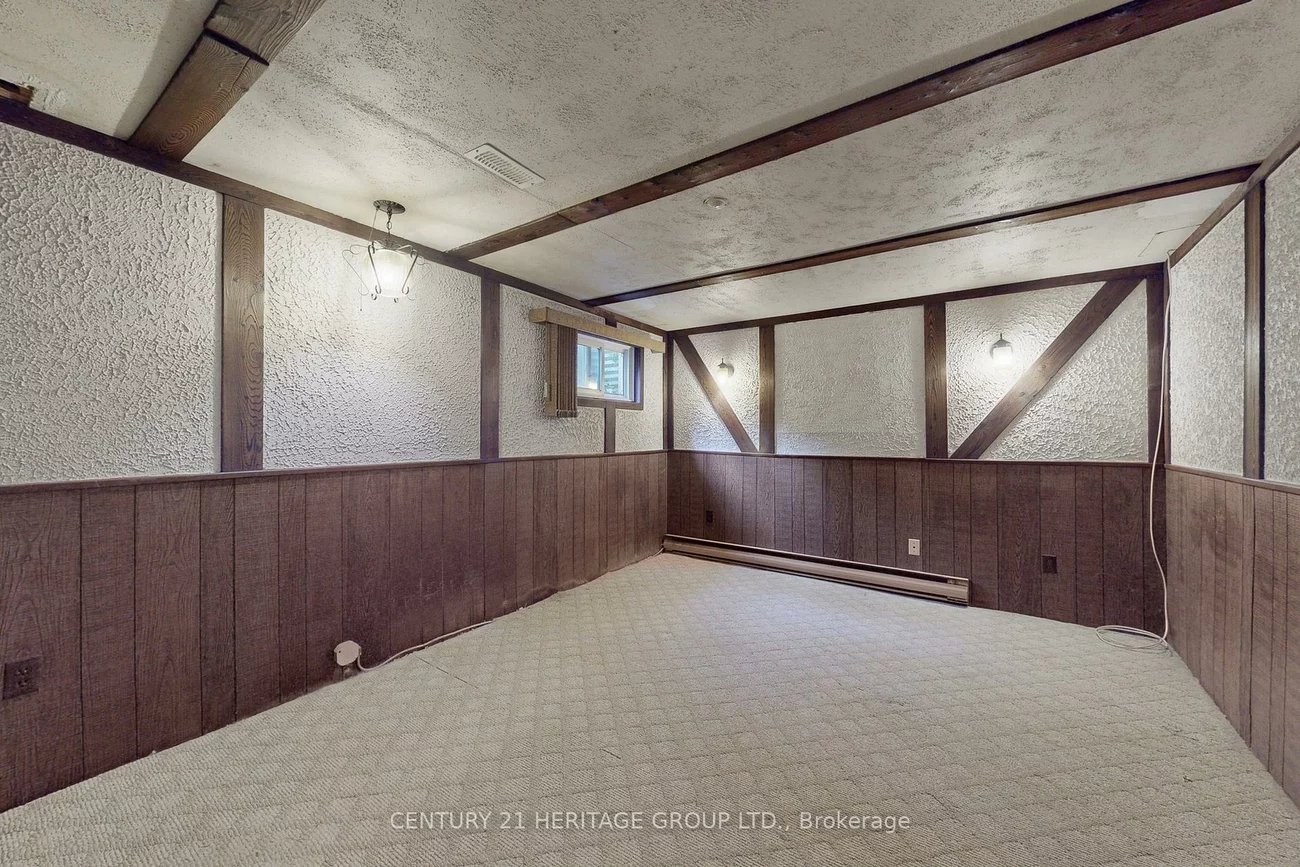 32, Jenny Wrenway, Hillcrest Village, Toronto