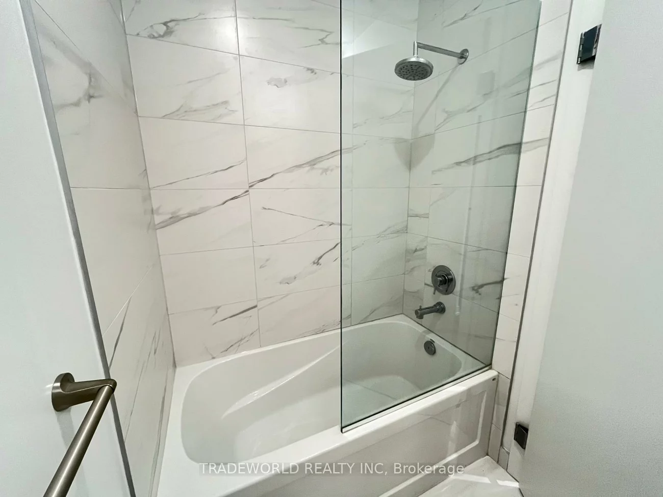 55, Cooper, Waterfront Communities C8, Toronto