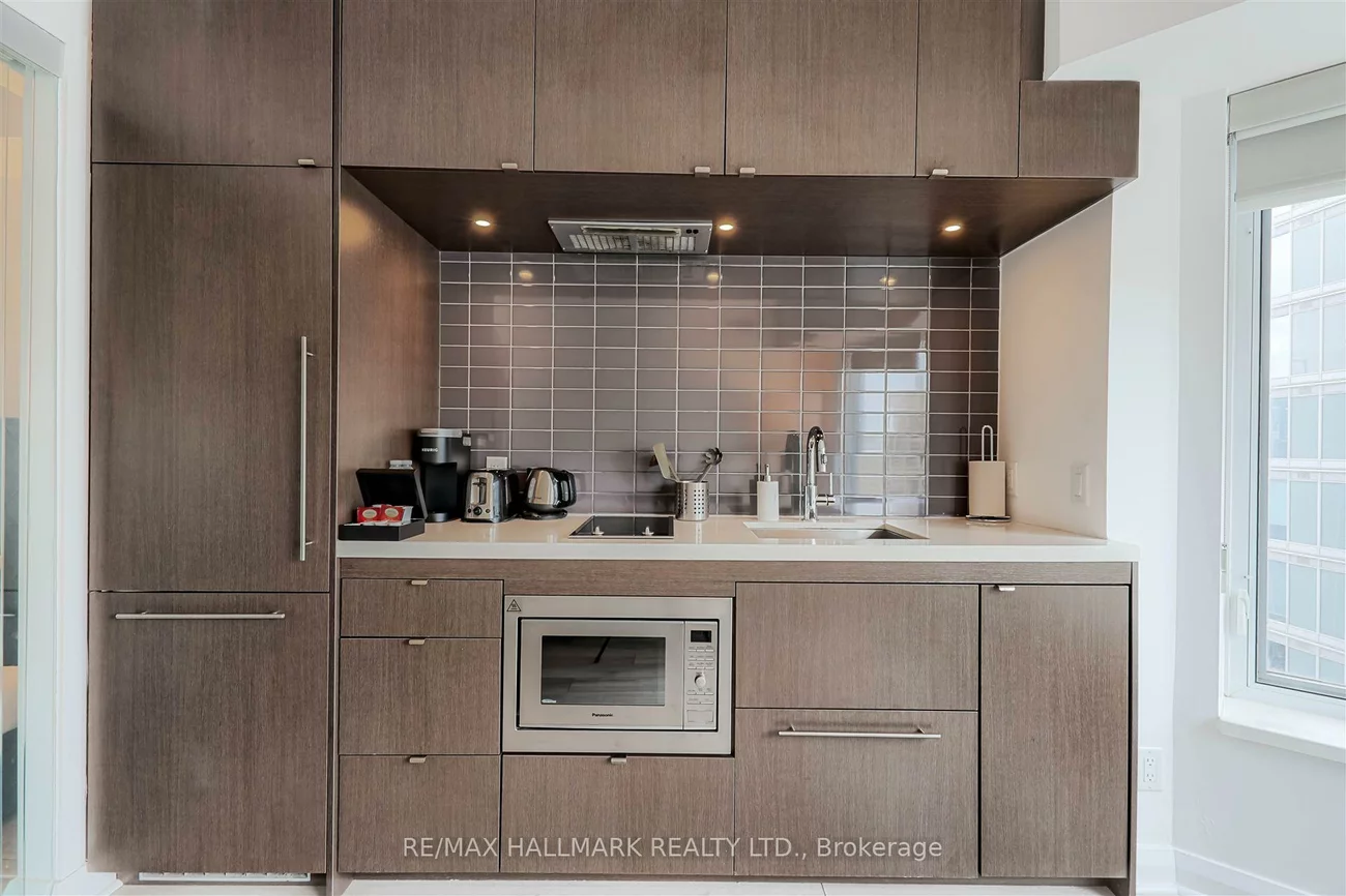 155, Yorkville, Annex, Toronto