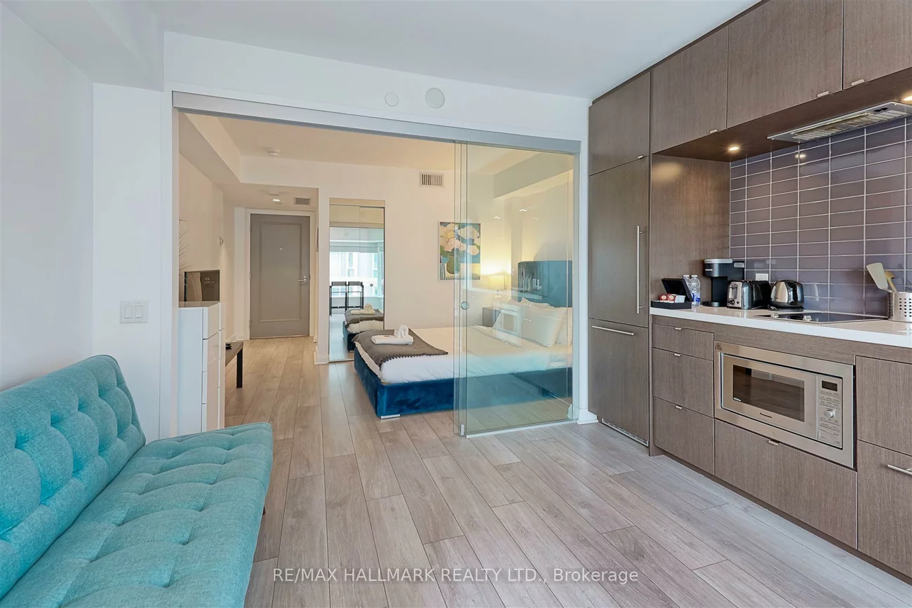 155, Yorkville, Annex, Toronto