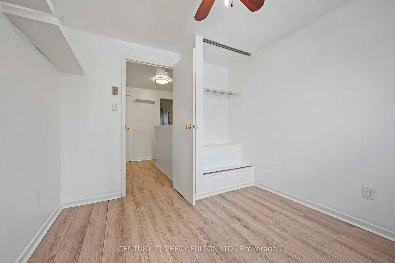 94, Plum Tree, Westminster-Branson, Toronto