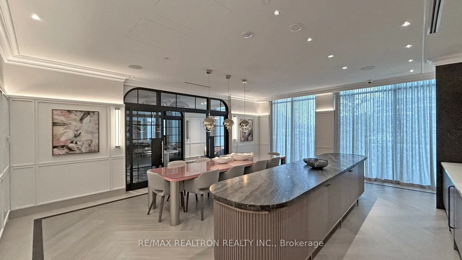 20, Inn On The Park, Banbury-Don Mills, Toronto