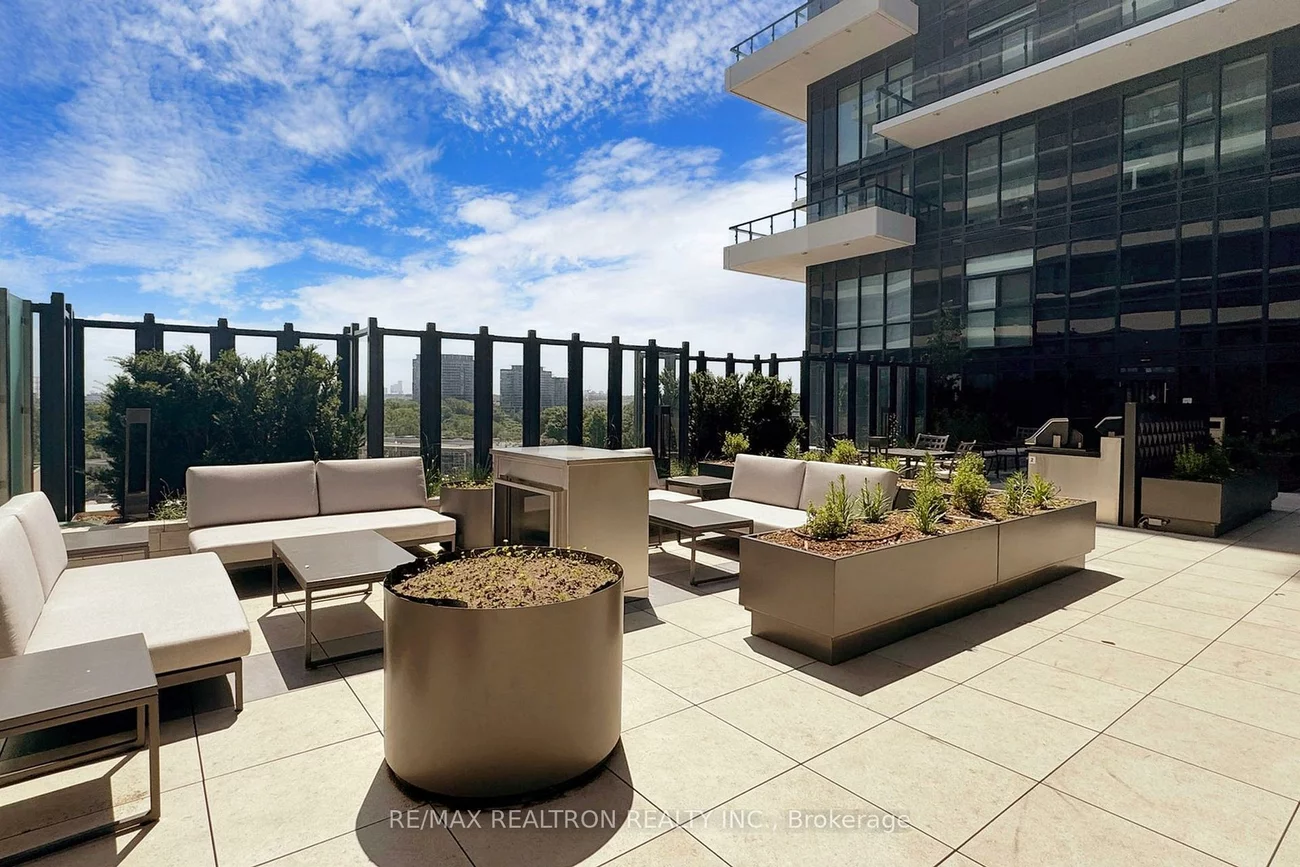 20, Inn On The Park, Banbury-Don Mills, Toronto