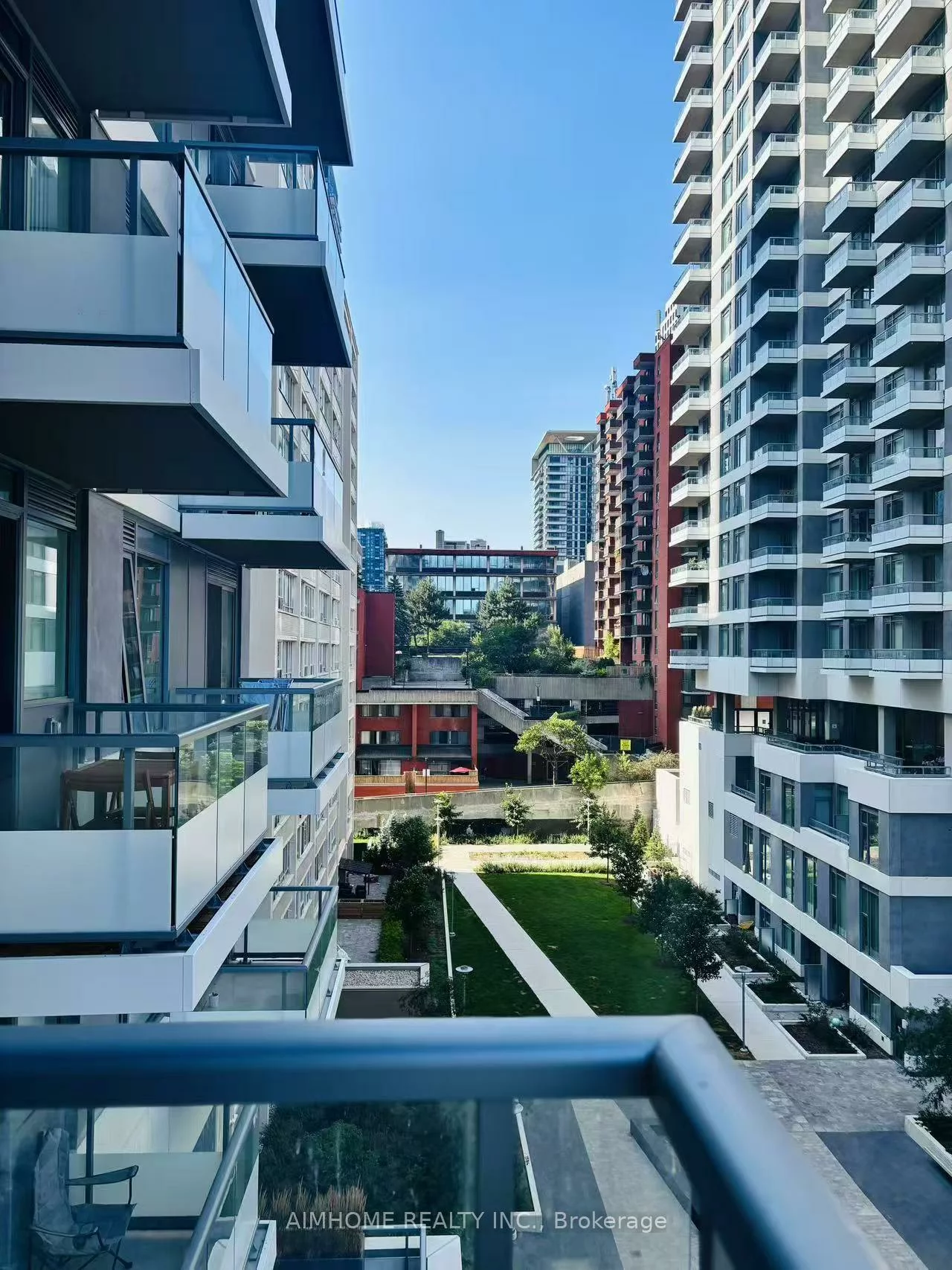 25, Holly, Mount Pleasant West, Toronto