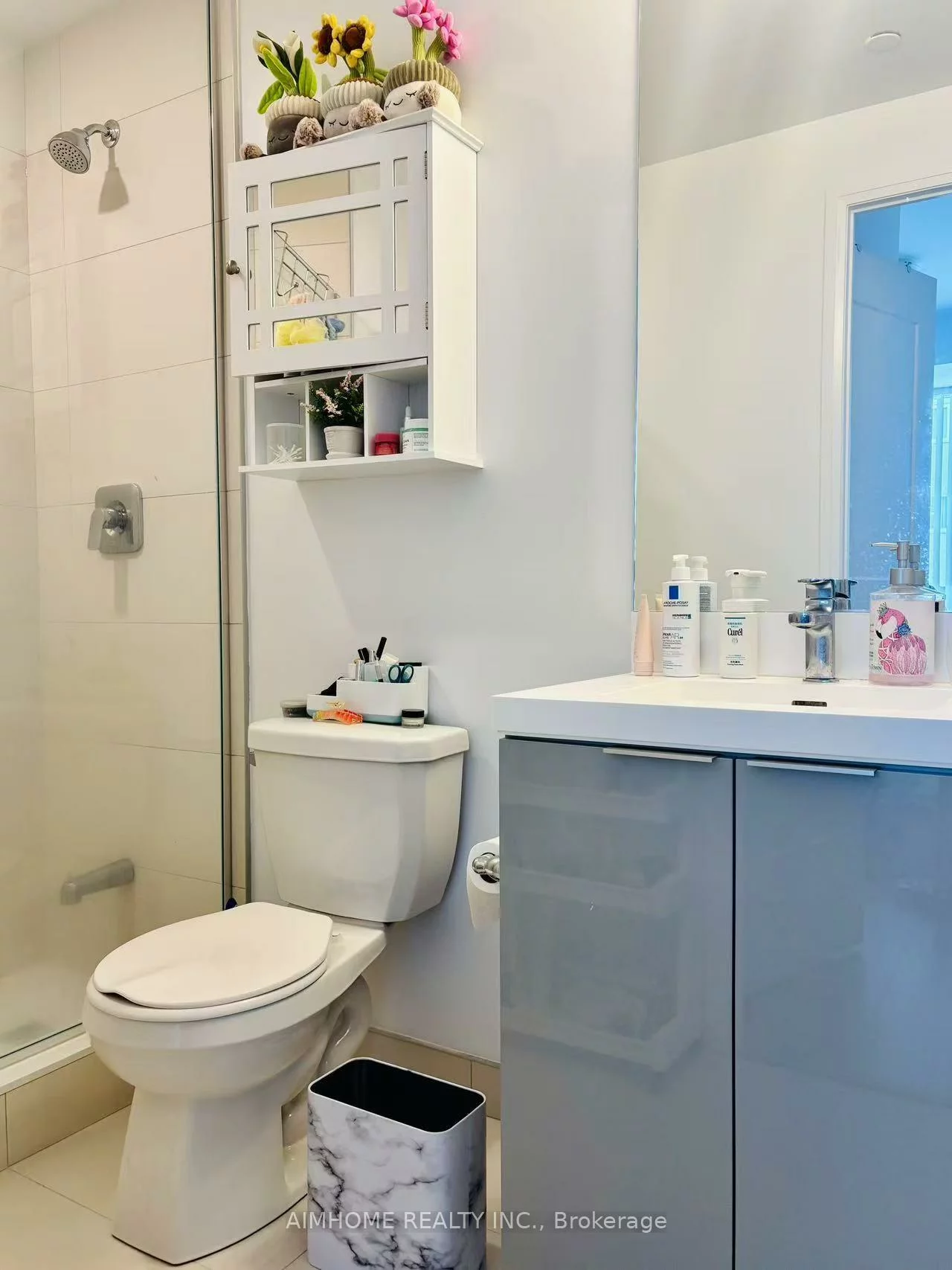 25, Holly, Mount Pleasant West, Toronto