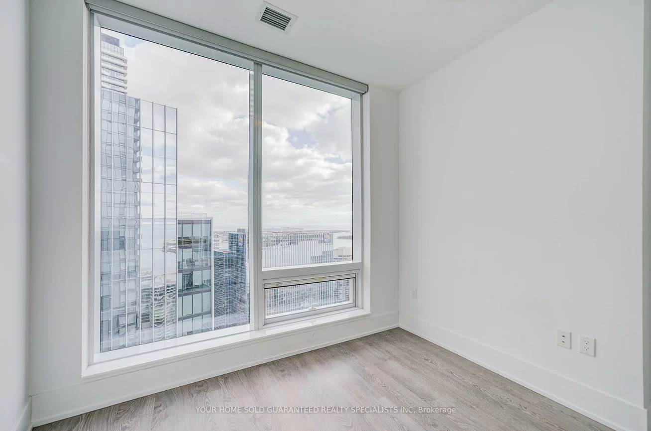 10, York, Waterfront Communities C1, Toronto