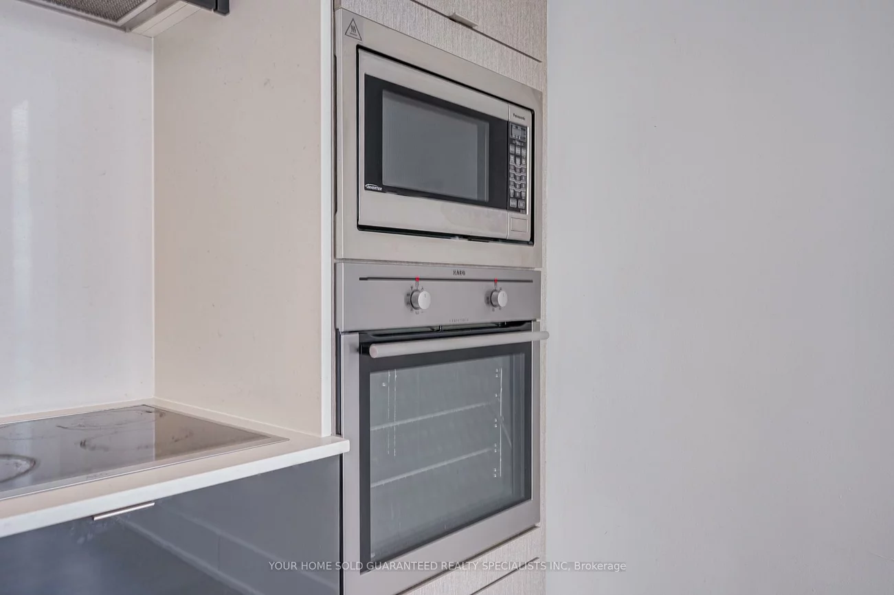 10, York, Waterfront Communities C1, Toronto