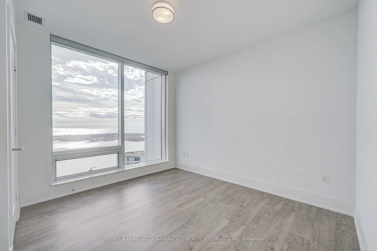 10, York, Waterfront Communities C1, Toronto