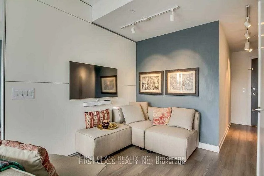 60, Berwick, Yonge-Eglinton, Toronto