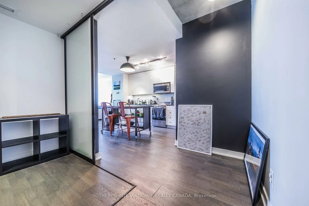 8, Dovercourt, Little Portugal, Toronto