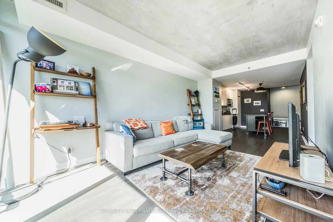 8, Dovercourt, Little Portugal, Toronto