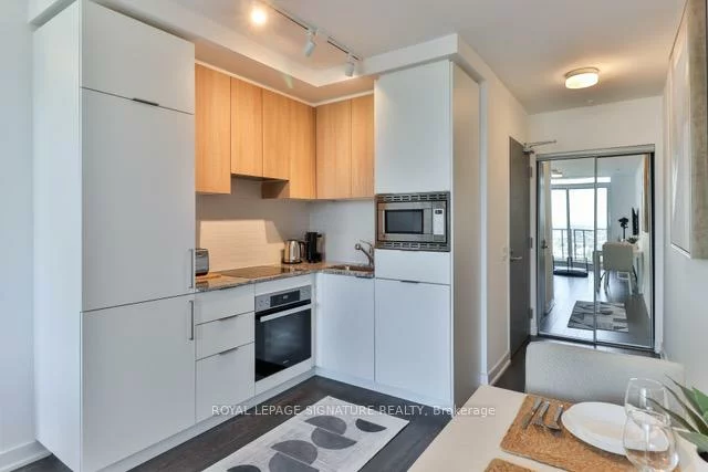 50, O'Neill, Banbury-Don Mills, Toronto