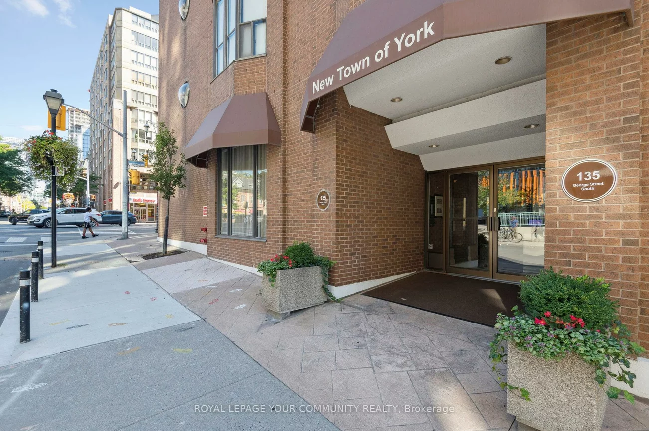 135, George, Waterfront Communities C8, Toronto