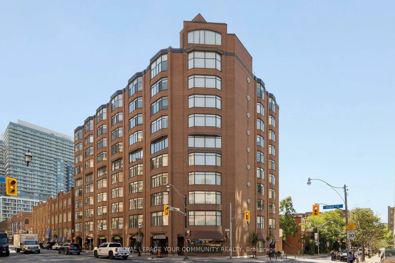 135, George, Waterfront Communities C8, Toronto