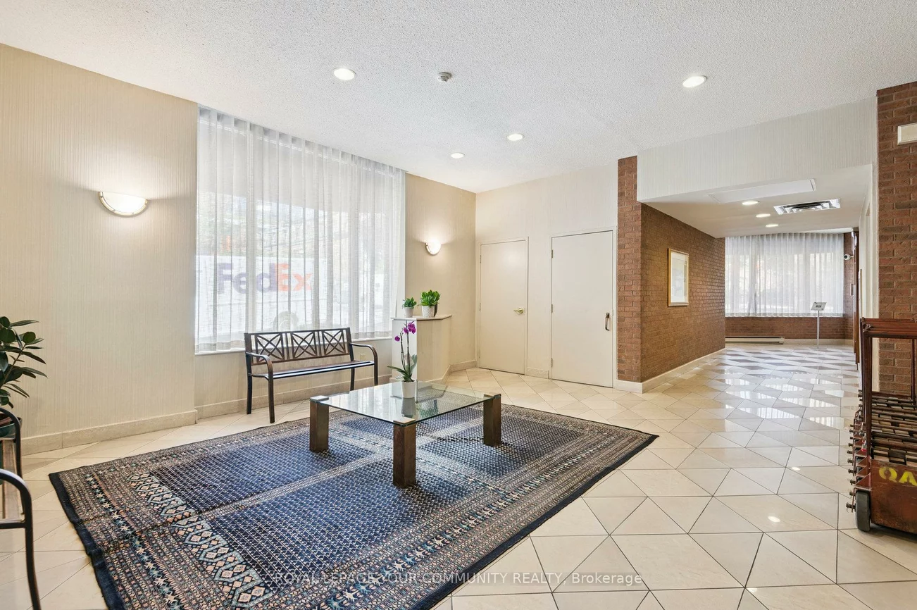 135, George, Waterfront Communities C8, Toronto