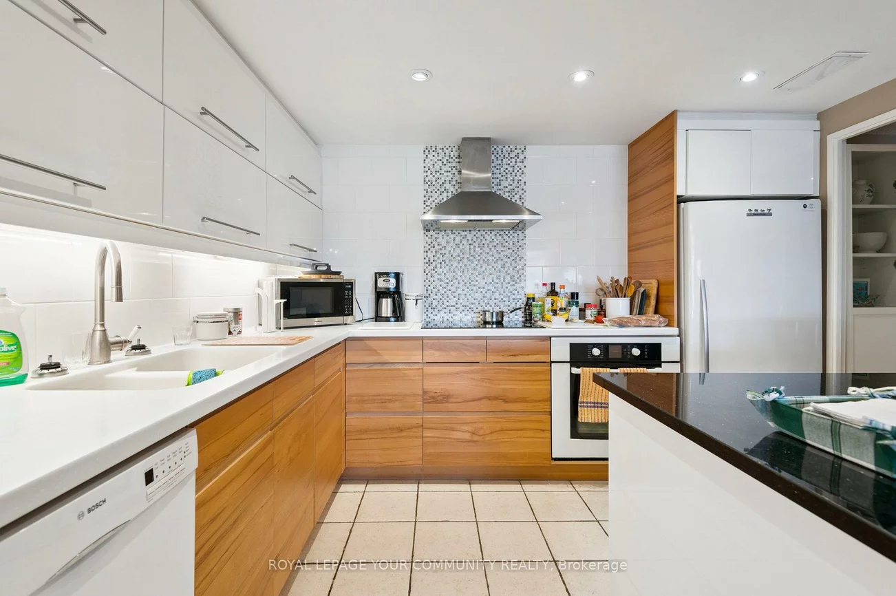 135, George, Waterfront Communities C8, Toronto