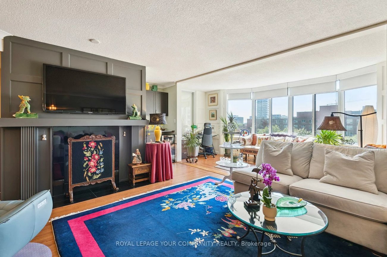 135, George, Waterfront Communities C8, Toronto