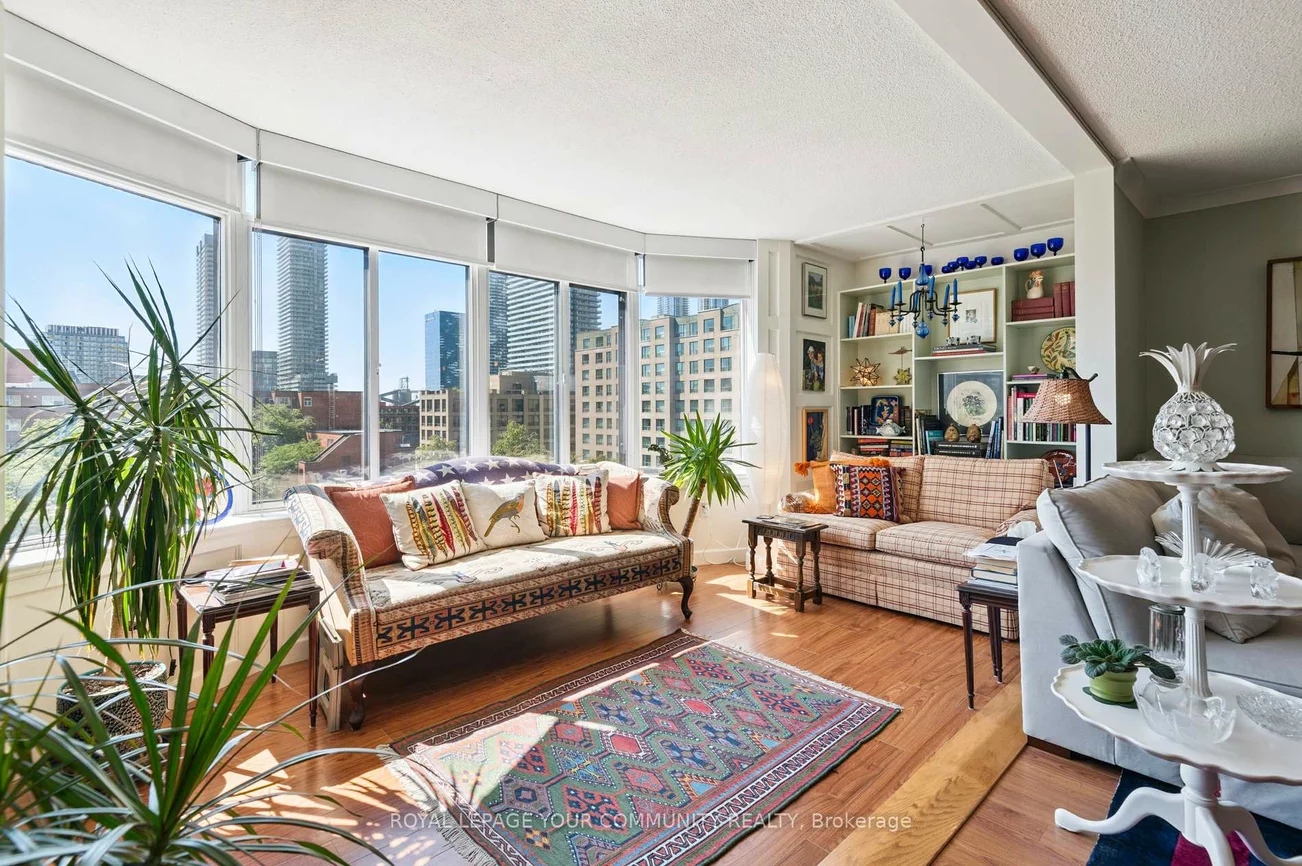 135, George, Waterfront Communities C8, Toronto