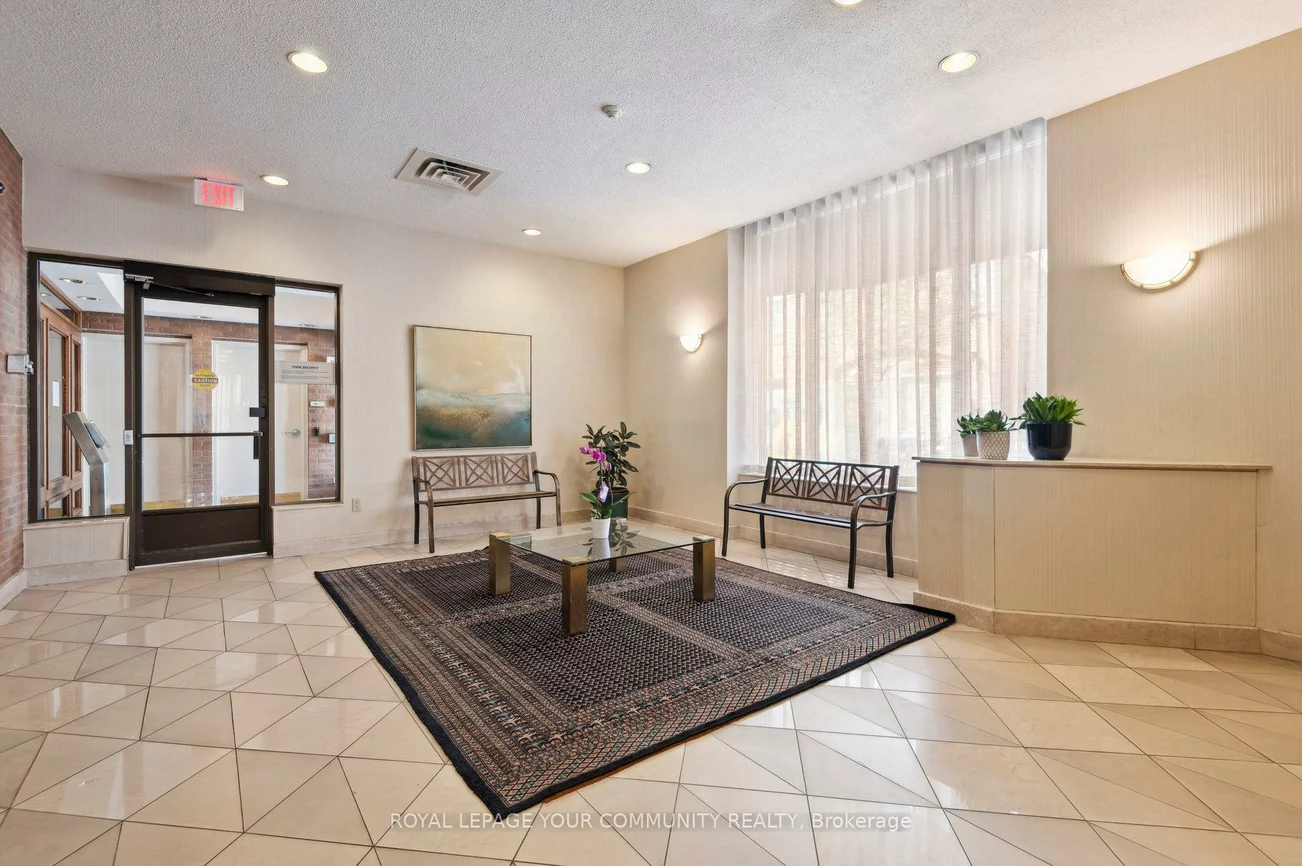 135, George, Waterfront Communities C8, Toronto