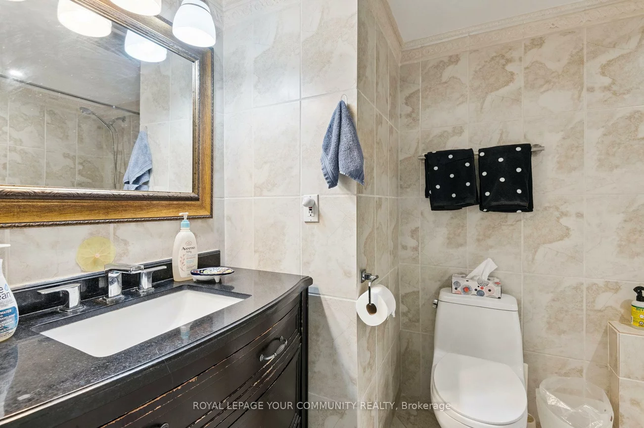 135, George, Waterfront Communities C8, Toronto