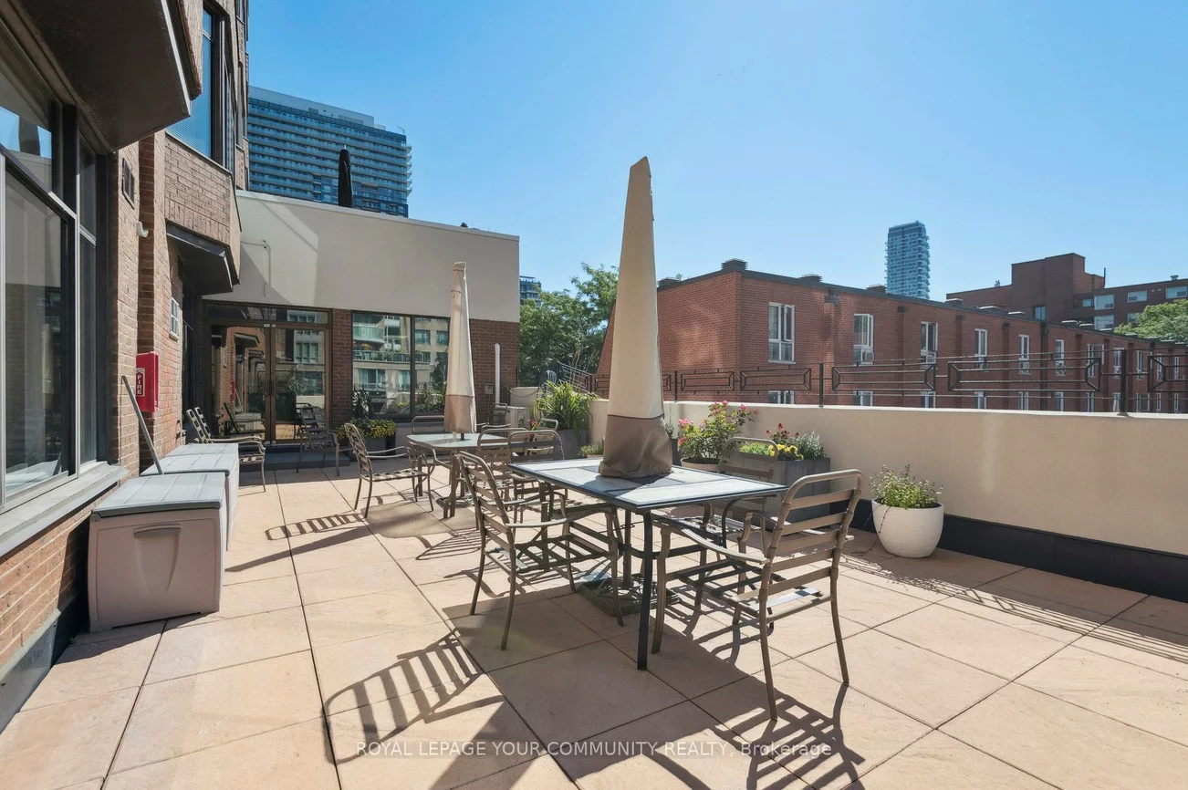 135, George, Waterfront Communities C8, Toronto