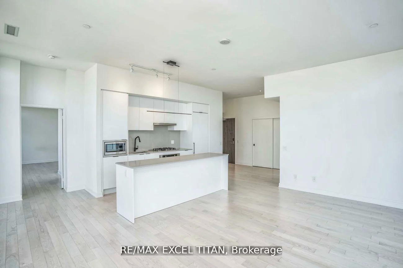 20, Lombard, Church-Yonge Corridor, Toronto