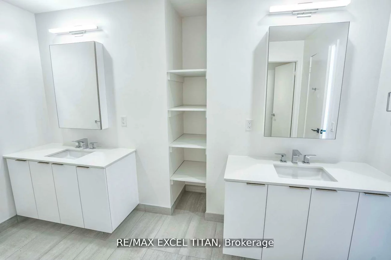 20, Lombard, Church-Yonge Corridor, Toronto