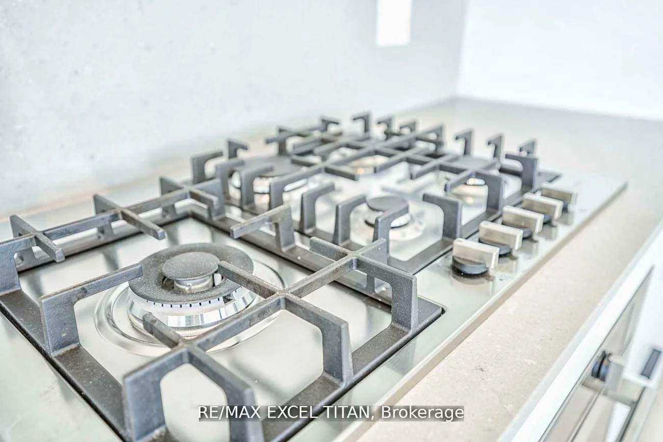 20, Lombard, Church-Yonge Corridor, Toronto