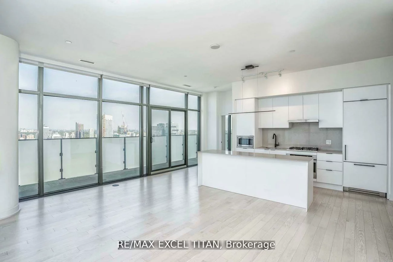 20, Lombard, Church-Yonge Corridor, Toronto