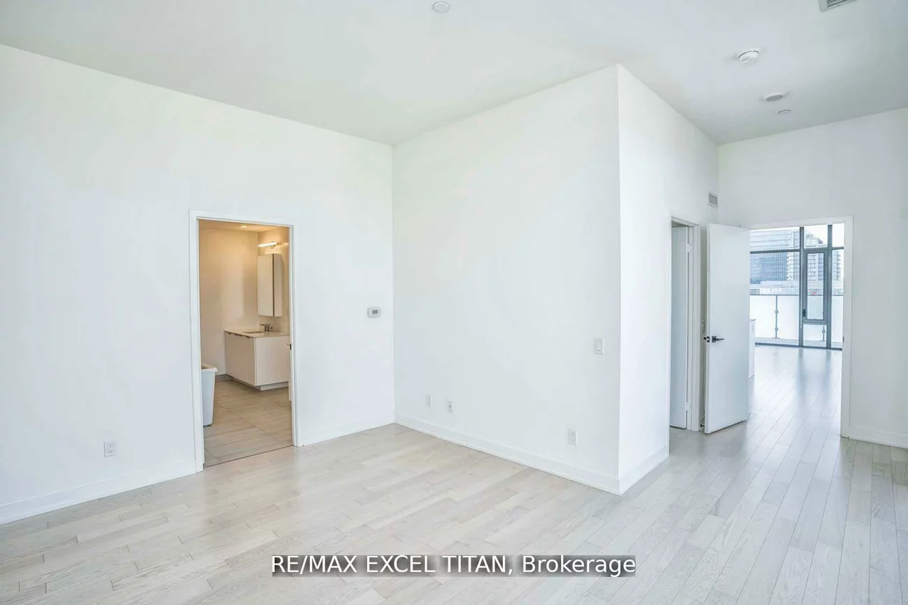 20, Lombard, Church-Yonge Corridor, Toronto