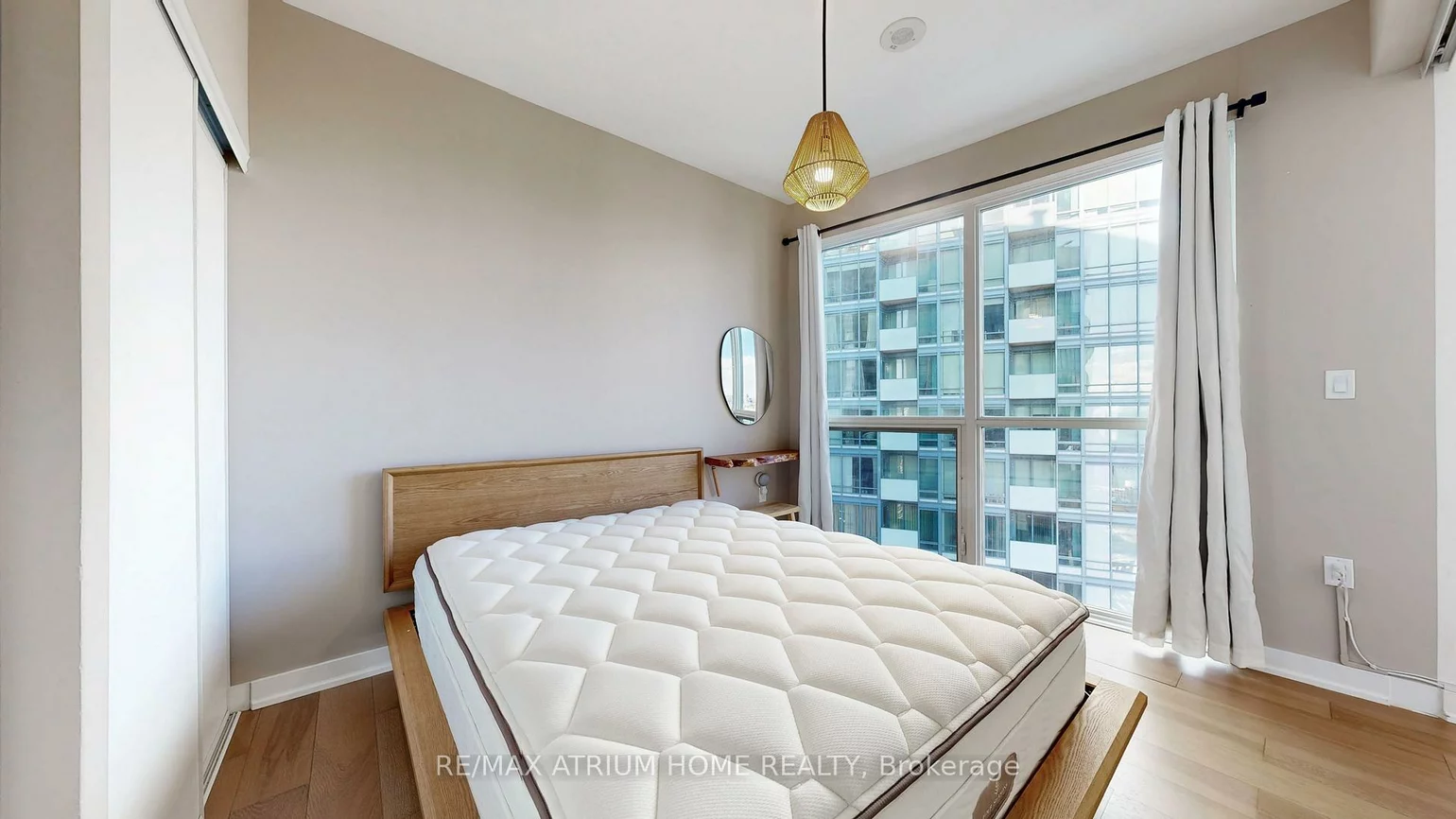 1, The Esplanade, Waterfront Communities C8, Toronto