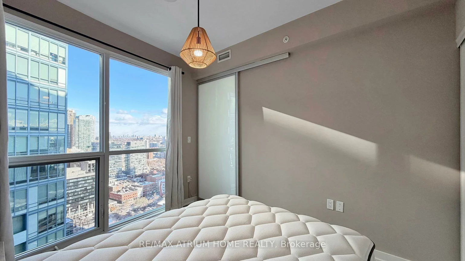 1, The Esplanade, Waterfront Communities C8, Toronto