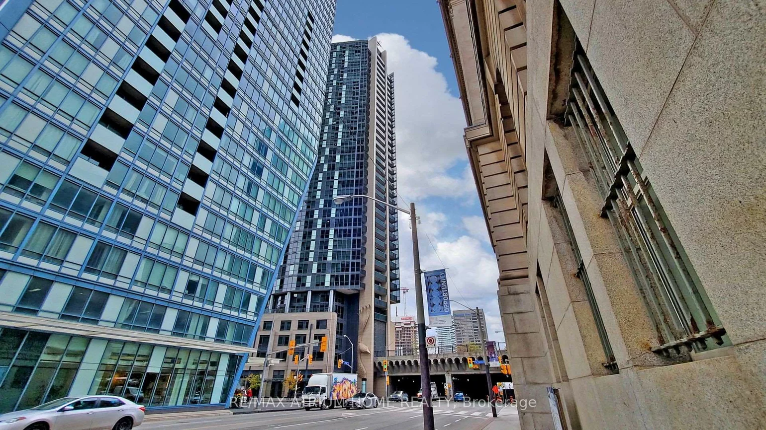 1, The Esplanade, Waterfront Communities C8, Toronto