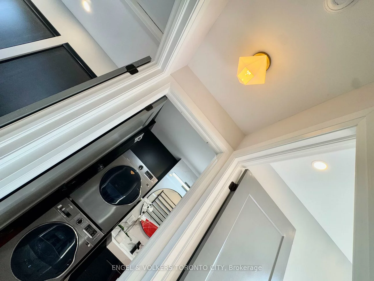 51, Halton, Trinity-Bellwoods, Toronto