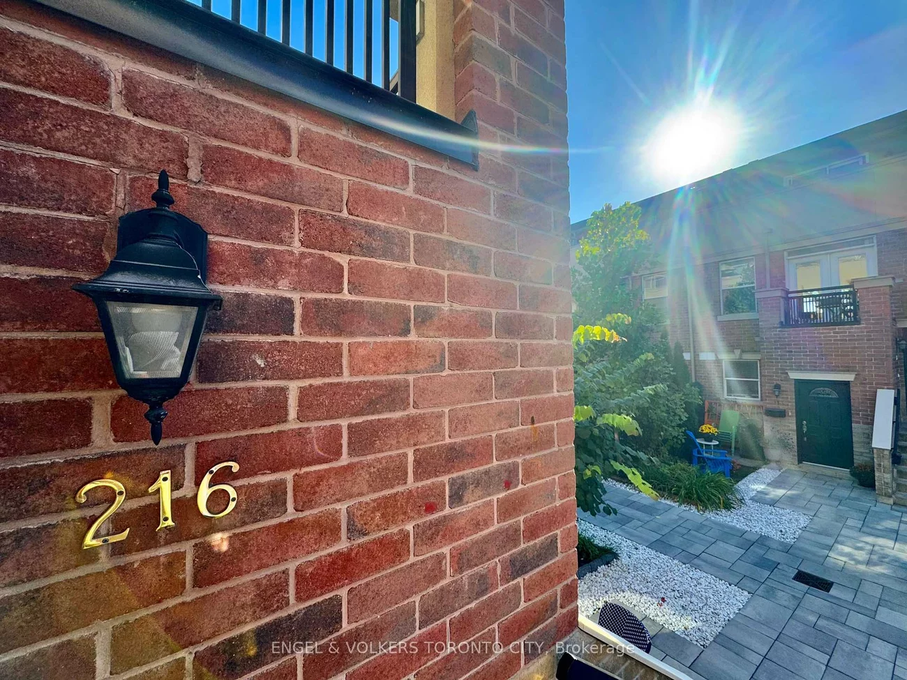 51, Halton, Trinity-Bellwoods, Toronto