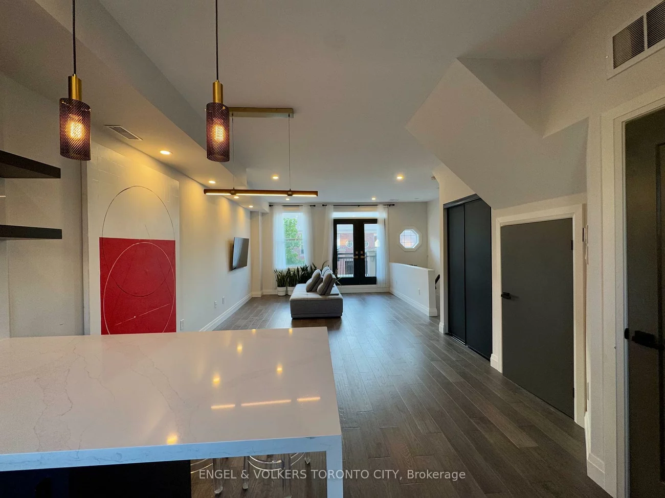 51, Halton, Trinity-Bellwoods, Toronto