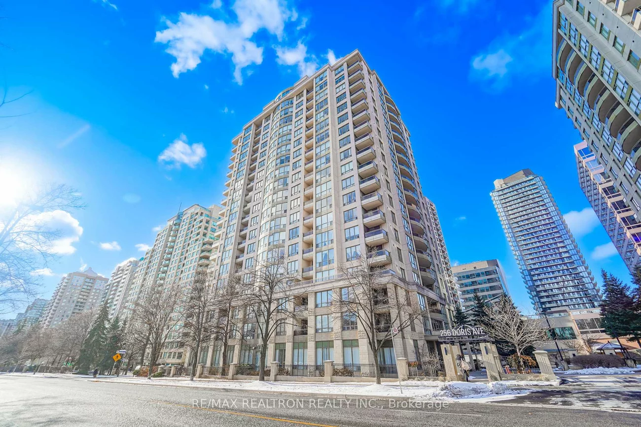 256, Doris, Willowdale East, Toronto