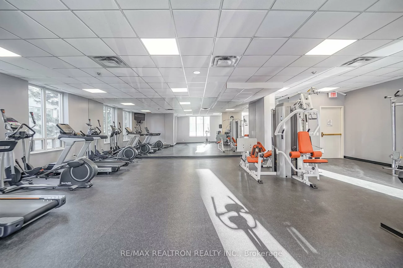 256, Doris, Willowdale East, Toronto