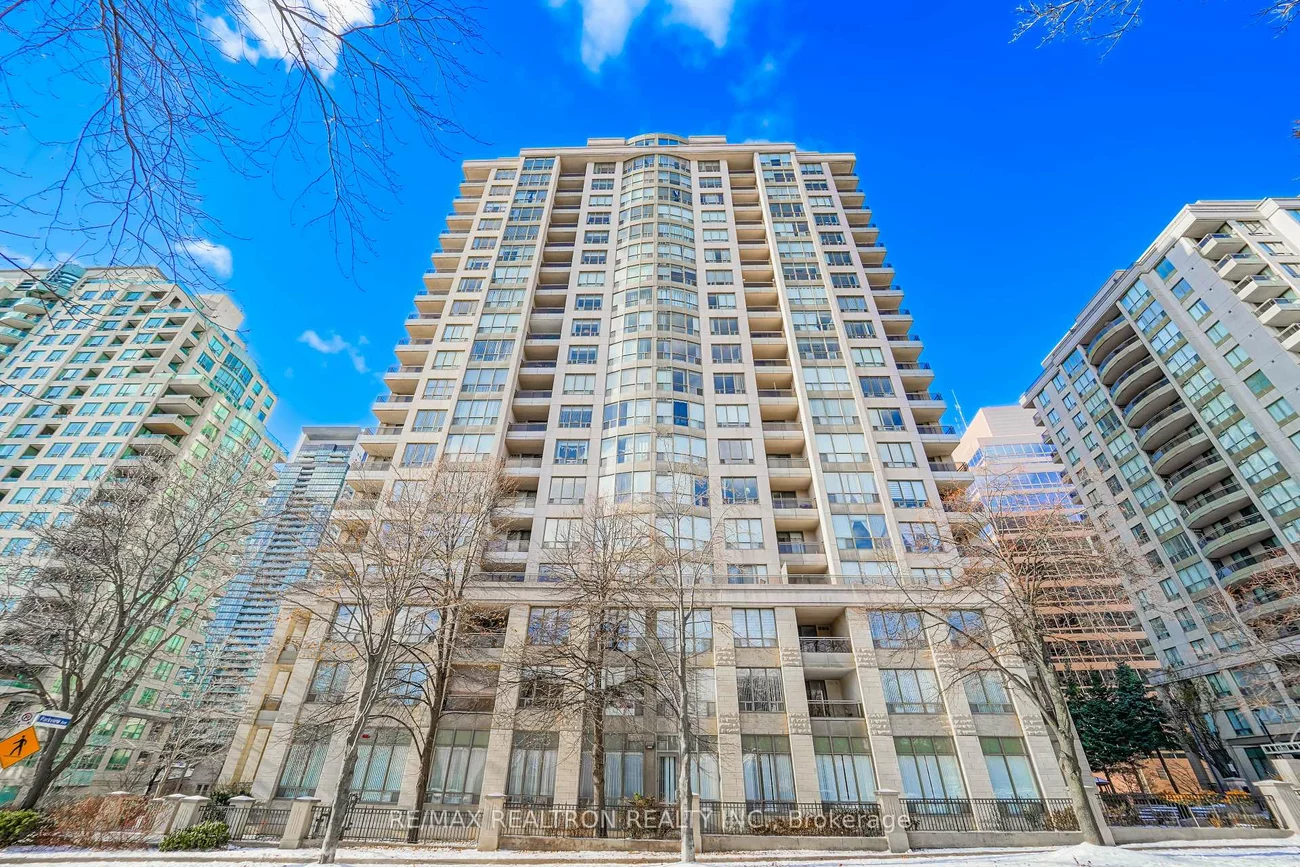 256, Doris, Willowdale East, Toronto