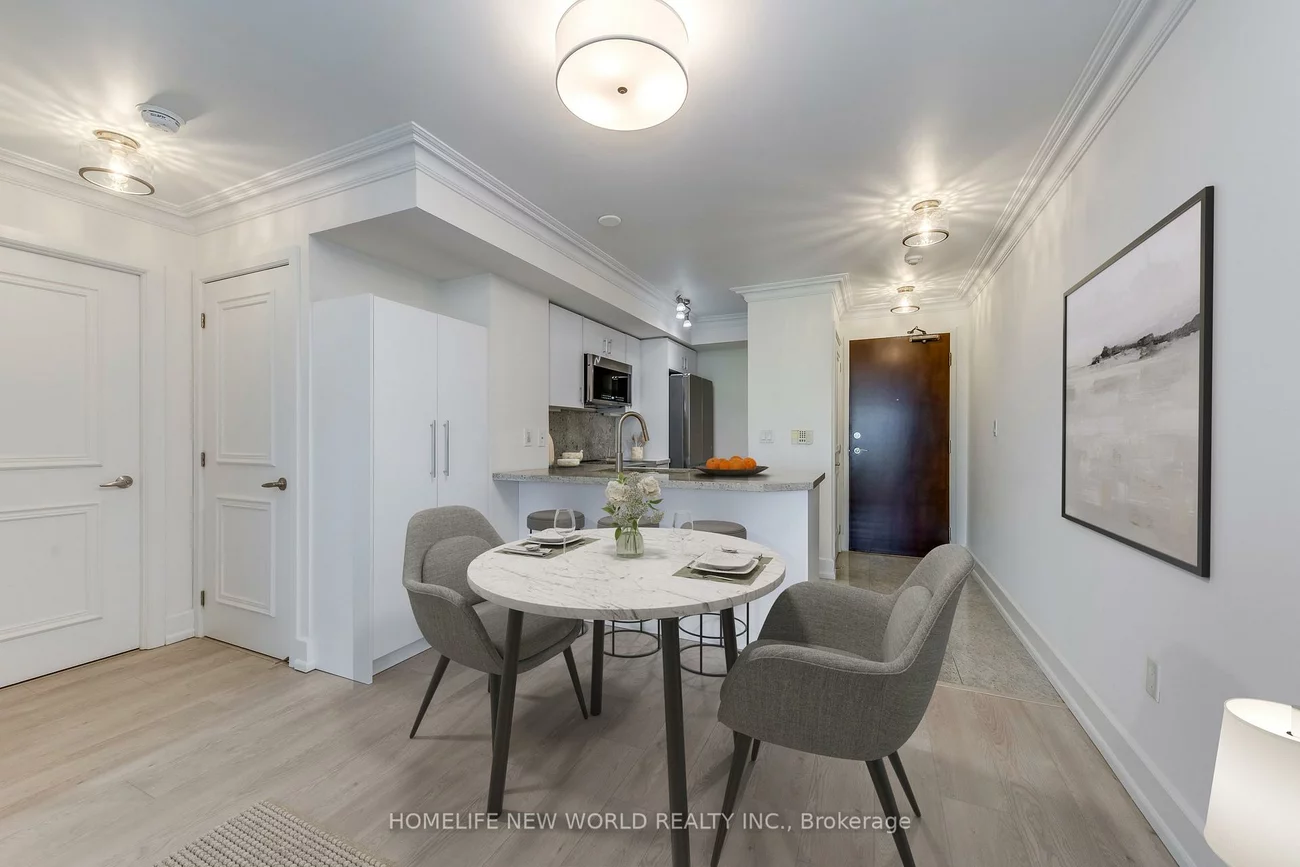 650, Sheppard, Bayview Village, Toronto