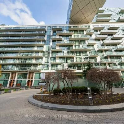 39, Queens, Waterfront Communities C8, Toronto